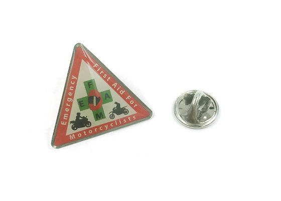 Jeans Shirt Tasche Custom-Emaille Lapel-Pins benutzerdefinierte Form mit Pantone-Farbe fournisseur