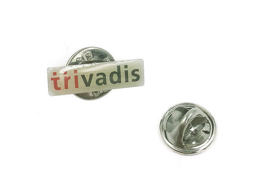 Magnetische, kundenspezifische, schöne Emaillenstifte, CMYK Farbe, maßgeschneiderte Emaillenabzeichen mit hellen Beschichtungen fournisseur