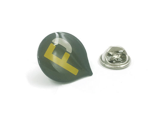 Frauen Männer Maßgeschneiderte Schmelzmarken, T-Shirts Schmuck einzigartiger Schmelzmarken Lapel Pin Badge fournisseur