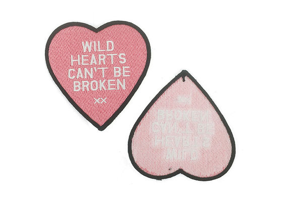 Verknüpfte Grenze Personalisierte Stickplatten Kleiderzubehör fournisseur