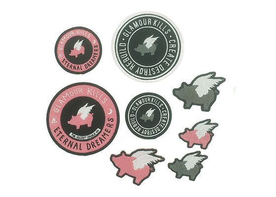 Kleidungsstücke aus gestrickten Hüten, selbstklebende Stick auf gestrickten Patches fournisseur