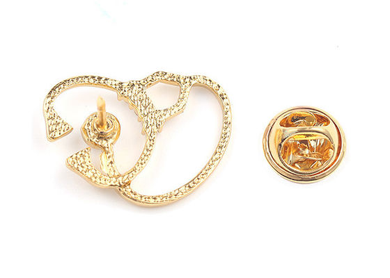 Weibliche Anpassung Schmelzschleifer Pins Luxus Kleidung Metall Broschen Aluminium Legierung Material fournisseur